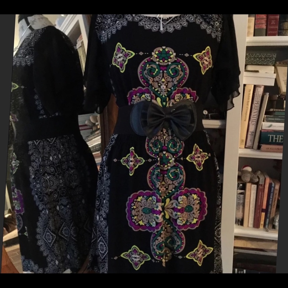 Pretty summer dress by body central